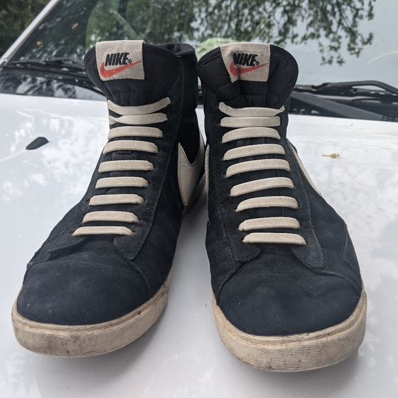 Nike suede high tops with elastic laces -- women's -- 9.5 US | UK 7 | EUR 41 - Picture 7 of 10